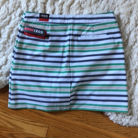 Matching Set: Striped Izod Performance Skort and Sleeveless Tank - Picture 5 of 8